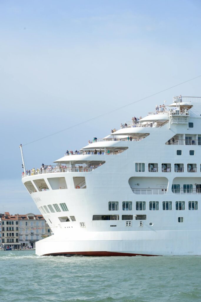 Cruise-Travel-