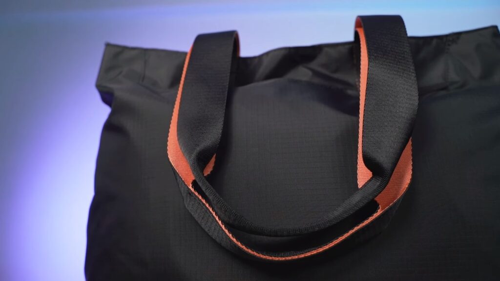 What-is-Best-Tote-Bag-for-Travelling